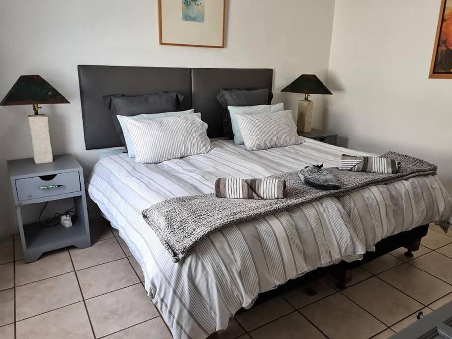 Agulhas Heights Self-Catering Cottages מראה חיצוני תמונה