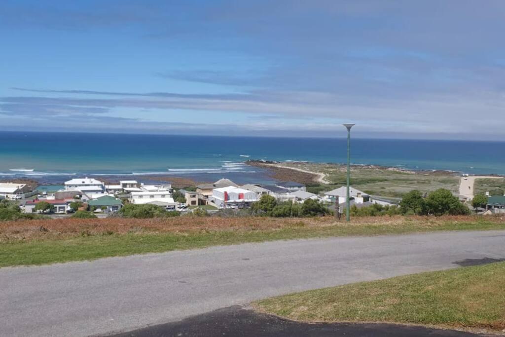 Agulhas Heights Self-Catering Cottages מראה חיצוני תמונה