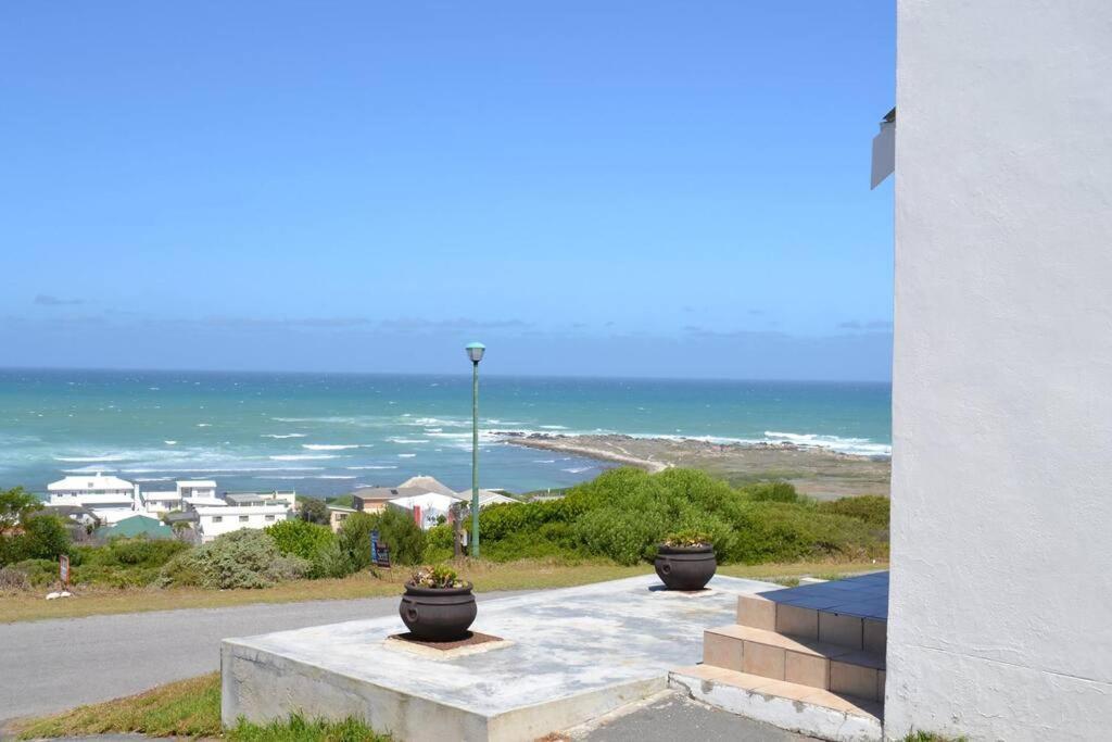 Agulhas Heights Self-Catering Cottages מראה חיצוני תמונה