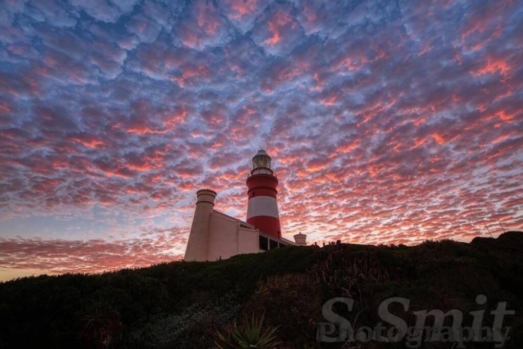 Agulhas Heights Self-Catering Cottages מראה חיצוני תמונה