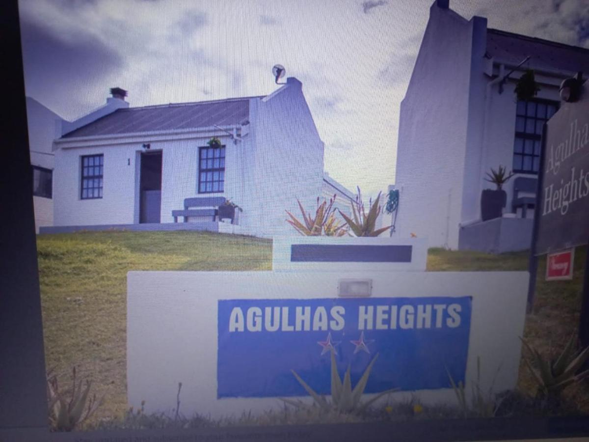 Agulhas Heights Self-Catering Cottages מראה חיצוני תמונה