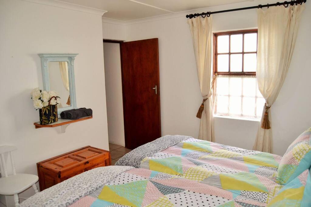 Agulhas Heights Self-Catering Cottages מראה חיצוני תמונה